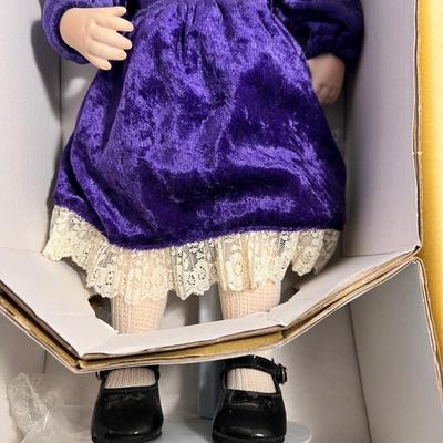 World Gallery Emmie Doll