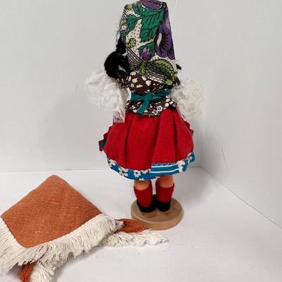 International Doll Lot