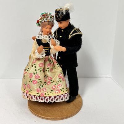 International Doll Lot