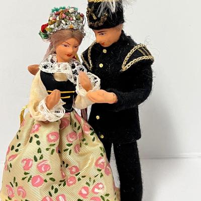 International Doll Lot