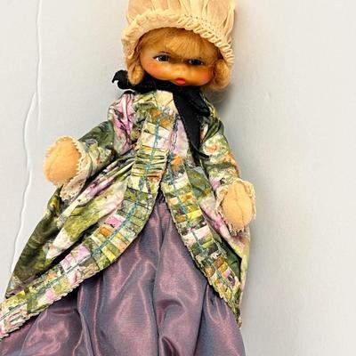 International Doll Lot