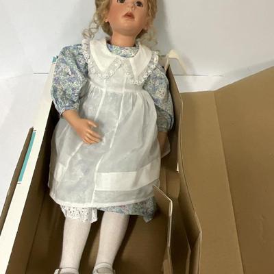 Walterhauser Puppenmanufaktur Vera Scholtz Doll