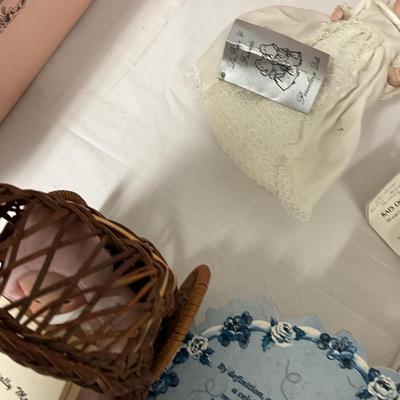 Collectible Doll Lot