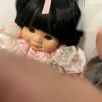 Collectible Doll Lot