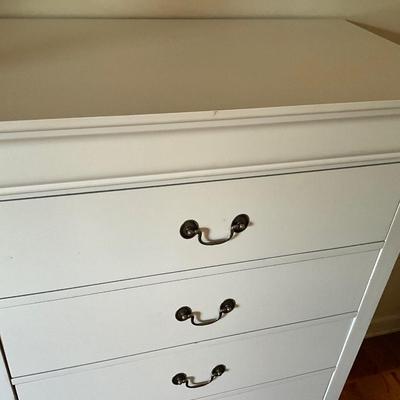 5 Drawer White Chest