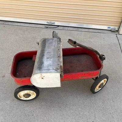 Vintage Wagon & Mail Box