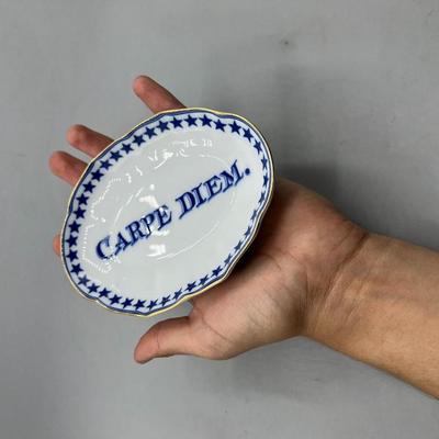 Vintage Carpe Diem Seize the Day Blue and White Porcelain Ceramic Trinket Dish Mottahedeh Williamsburg