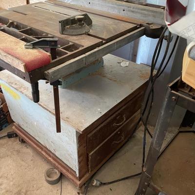 Table saw. With drawers.