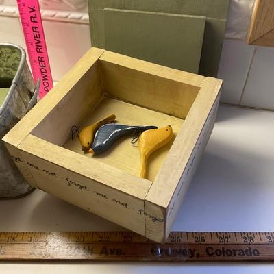 18â€ Planter /Forget me Not Box