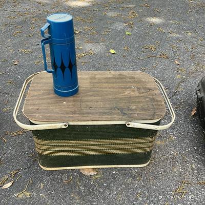 699 Vintage Picnic Basket with Plastic wares and Thermos