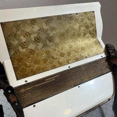 Carmen Accordion, White