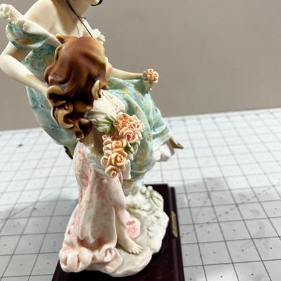 Giuseppe Armani Florence Figurine, "Mother and Daughter" 