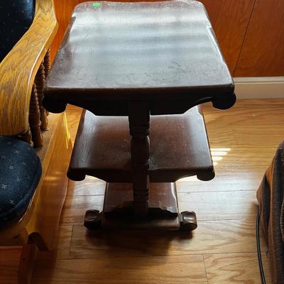 3 Tiered Table Vintage 