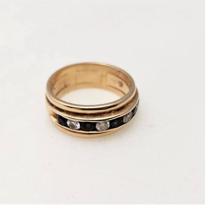 Lot #187J  14kt Yellow Gold Ring set with Diamonds & Sapphires