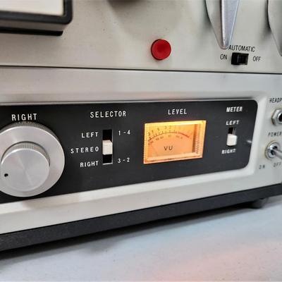 Lot #188  Vintage Robert 1630 4-Track Stereophonic Reel to Reel