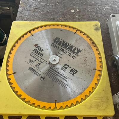 Lot 469 DeWalt Compound Miter Saw