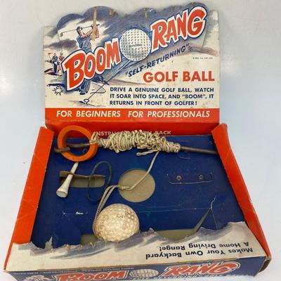 Vintage BOOM O RANG Self Returning Golf Ball Golfing Trainer