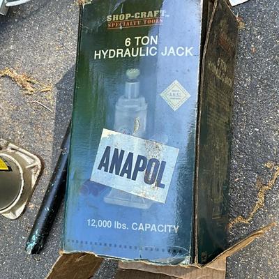 Lot 717 American Power Pull 2 Ton Wench & 6 Ton Hydraulic Jack