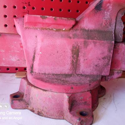 Bench Vise
