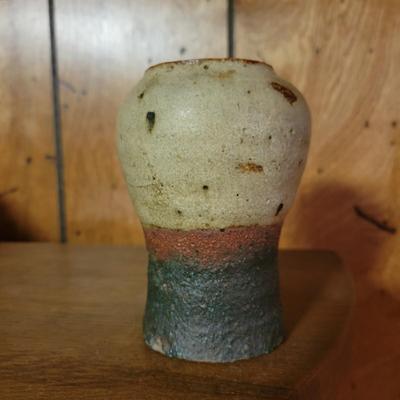 Four Pieces of Pottery (1BLR-DW)