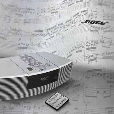 Bose Wave radio CD Player with original booklet and control
