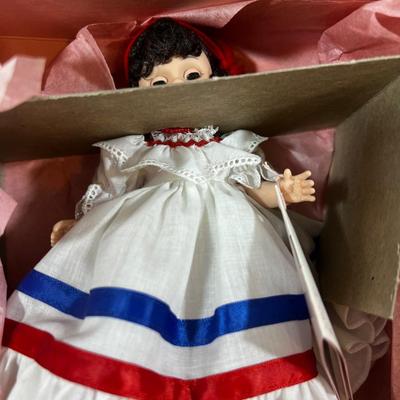 (4) Madame Alexander Country Dolls: Dominican Republic, Mexico, Spain, India, 