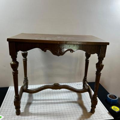 Walnut Side Table Antique 