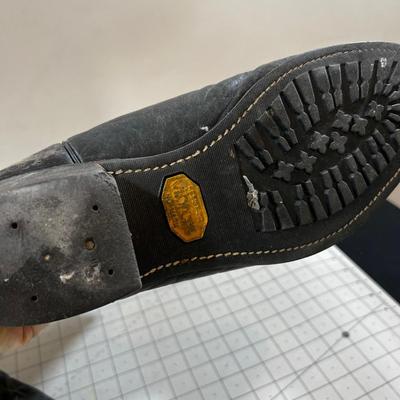 Pair of Tony Lamas Black