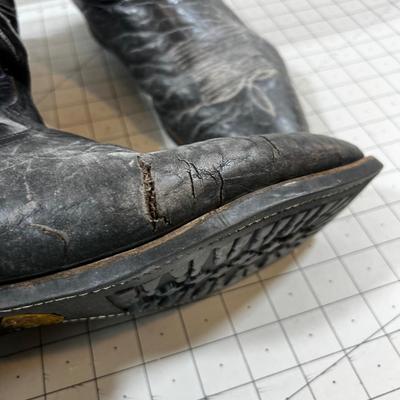 Pair of Tony Lamas Black