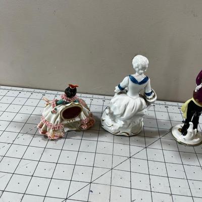 4 Dresden Figurines: Flamingo Dancers 