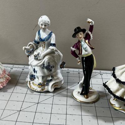 4 Dresden Figurines: Flamingo Dancers 