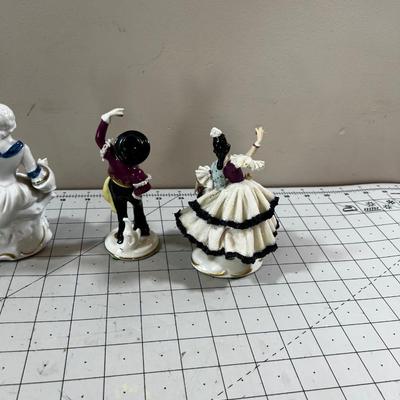 4 Dresden Figurines: Flamingo Dancers 