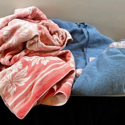 2 Vintage Blankets: Pink & Blue