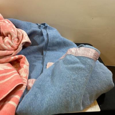 2 Vintage Blankets: Pink & Blue