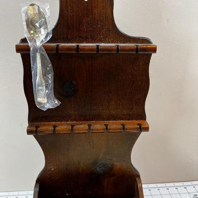 NEW Display Board and 13 Original Colonies Spoon Collection