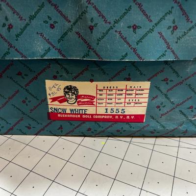 Snow White No. 1555 Madam Alexander Doll 