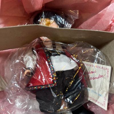 4 Madam Alexander Country Dolls: Jamaica, Cossack, Israel, Armenia 