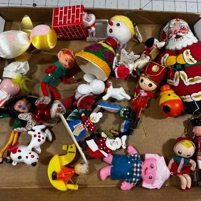Tray of Vintage X-mas Ornaments from 60's & 70's 
