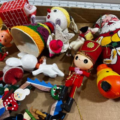 Tray of Vintage X-mas Ornaments from 60's & 70's 