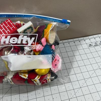 Tray of Vintage X-mas Ornaments from 60's & 70's 