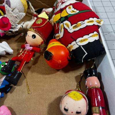 Tray of Vintage X-mas Ornaments from 60's & 70's 