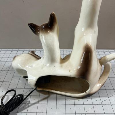 The most Awesome Cat Lamp ever