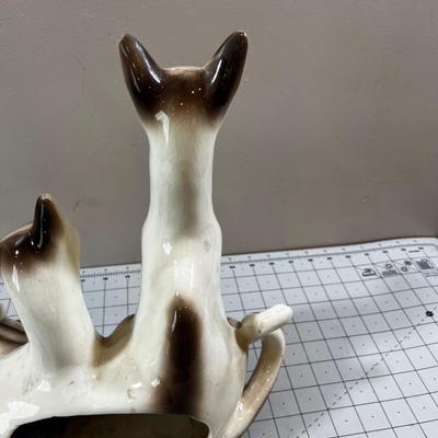 The most Awesome Cat Lamp ever