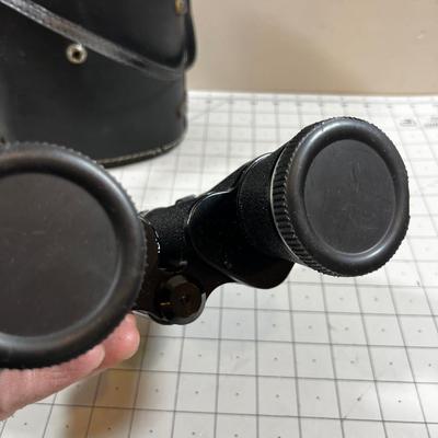 HALINA 10 X 50 Binoculars with Case