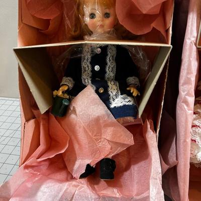 Madam Alexander Dolls (2)Carmen & Renoir  NEW in the box. 