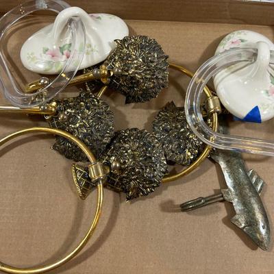 Ceramic and Brass Towel Rack Hardware