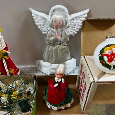 Box Top of Christmas do-Das 