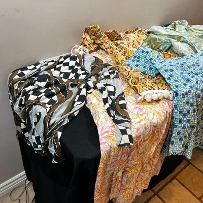 Vintage Women's Clothing! KOOL!!