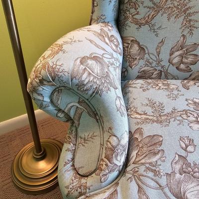 Floral Pattern Wingback Chair + Floor Lamp (1BR3-JS)
