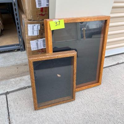 Set of 2 Display case/shadow box